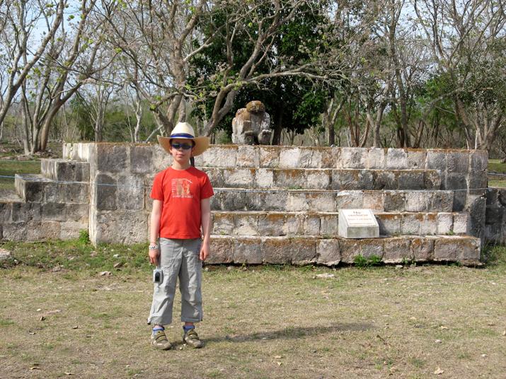 0704 uxmal 41.jpg
